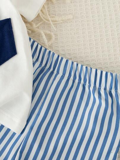 SHEIN طقم ملابس علوية كروي القصير بأكمام قصيرة وبنطال أزرق مخطط فضفاض مناسب للأطفال الصبية للاستخدام اليومي والعطلات الربيعية الكاجوال