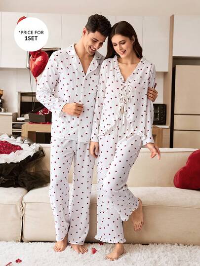 CoupledUp طقم بيجامة رجالي بطبعة قلب وتريم متباين بأسلوب فرنسي محايد رومانسي كاجوال