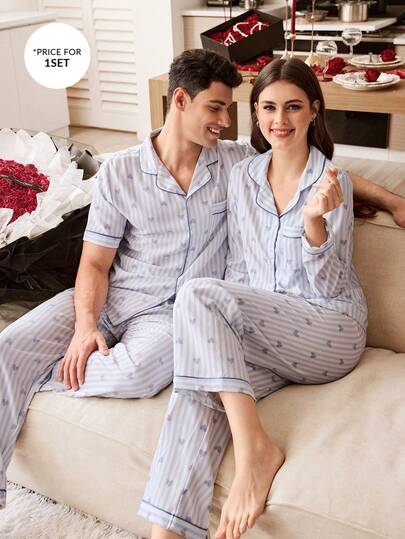 CoupledUp طقم بيجامة رجالي مزين بطباعة قلب مموج على الياقة والأطراف