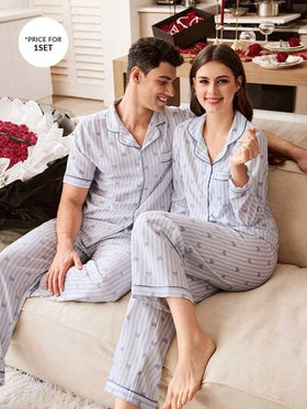 CoupledUp طقم بيجامة رجالي مزين بطباعة قلب مموج على الياقة والأطراف