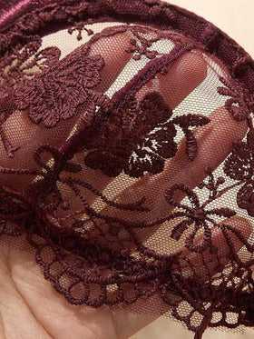 SHEIN مجموعة ملابس داخلية نسائية من قطعتين، سروال أرجواني مطرز بطراز رومانسي مع ربطة