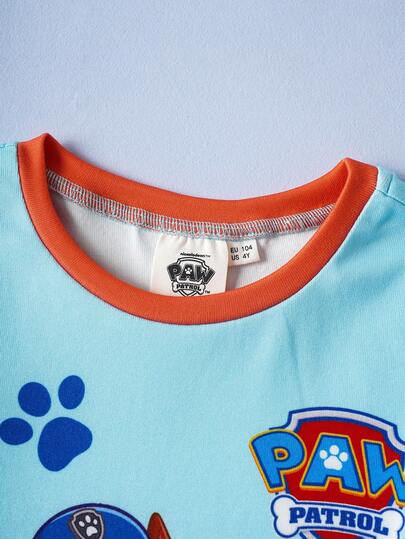 SHEIN | PAW Patrol طقم بيجامة مكون من ملابس علوية كم قصير وشورت بنمط كرتوني للأولاد، مصنوع من قماش مريح