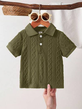 SHEIN Vintaside Kids قميص بولو مُحبك قصير الأكمام للأطفال الرضع، لون رمادي أزرق، مصنوع من نسيج محبوك ذو نسيج فريد، له أزرار معدنية عند الرقبة للارتداء والخلع بسهولة، أساور مُحبكة. مناسب للربيع/الصيف، ملابس أطفال رضع ذكور، ملابس أطفال، ملابس أطفال رضع، بدل