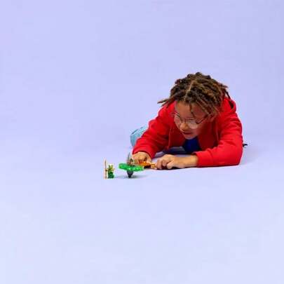 LEGO لعبة بناء سبينر ليجو نينجاجو لويد ضد وحش الأرض للأولاد والبنات - ألعاب نينجا وطقم لعب للأطفال، من عمر 6 سنوات فما فوق - تشمل 2 شخصية صغيرة للعب التمثيلي - فكرة هدية لأعياد الميلاد - 71850