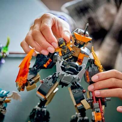 LEGO لعبة بناء ليغو نينجاغو مكافحة مهمة كول وتنين زين، للأولاد والبنات والأطفال من عمر 7 سنوات فما فوق - آلية قابلة للحركة مع شخصيات كول ووحش الحمض وزين للعب التظاهري - فكرة هدية لأعياد الميلاد - 71854