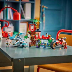 LEGO لعبة بناء سيارة نينجا وبيت الشجرة من ليغو نينجاغو للأولاد والبنات والأطفال من عمر 7 سنوات فما فوق - طقم لعب النينجا مع 5 شخصيات صغيرة ، دراجة نارية وطائرة هليكوبتر - فكرة هدية لأعياد الميلاد - 71857