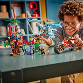 LEGO لعبة بناء سيارة نينجا وبيت الشجرة من ليغو نينجاغو للأولاد والبنات والأطفال من عمر 7 سنوات فما فوق - طقم لعب النينجا مع 5 شخصيات صغيرة ، دراجة نارية وطائرة هليكوبتر - فكرة هدية لأعياد الميلاد - 71857