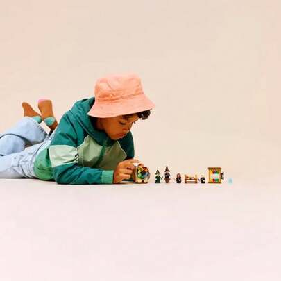 LEGO قلعة هوغوارتس من ليغو هاري بوتر: لعبة بناء طقوس قبعة الفرز للأولاد والبنات - مجموعة لعب تمثيلية للأطفال، من عمر 7 سنوات فما فوق - مع 4 شخصيات صغيرة وشكل لعبة قطة باترونوس - فكرة هدية لأعياد الميلاد - 76460