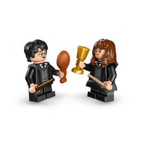 LEGO قلعة هوغوارتس من ليغو هاري بوتر: لعبة بناء طقوس قبعة الفرز للأولاد والبنات - مجموعة لعب تمثيلية للأطفال، من عمر 7 سنوات فما فوق - مع 4 شخصيات صغيرة وشكل لعبة قطة باترونوس - فكرة هدية لأعياد الميلاد - 76460