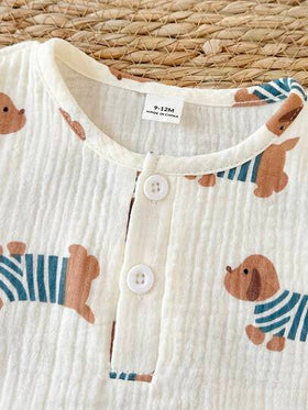 SHEIN بدلة كاجوال للأطفال الصبيان مكونة من سترة مطبوع عليها كلب السجق وشورت