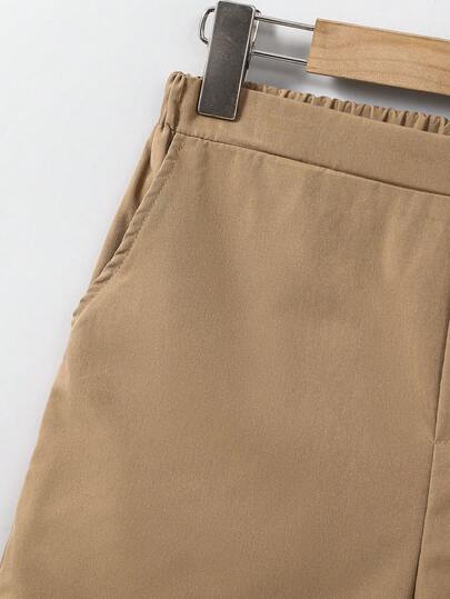 SHEIN شورت كاجوال بخصر مطاطي للأولاد المراهقين باللون الخاكي، مناسب لحفلات عيد الميلاد، المناسبات المسائية، الحفلات، حفلات الزفاف، ضيوف الزفاف، صبي الحلقة، حامل الزهور