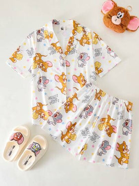 TOM & JERRY X SHEIN طقم بيجامة مكون من ملابس علوية كم قصير أمامية بأزرار وشورت مع طباعة رسوم كرتونية للفتيات المراهقات