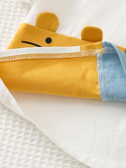 Cozy Pixies مجموعة ملابس علوية بأكمام قصيرة وبنطال بخصر مطاطي للأطفال الصبيان، بنقشة حيوانات كرتونية ولون متباين، قطعتان