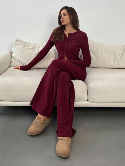 SHEIN Tall مجموعة منسقة من البلوزة المحبوكة بالحبك المضلع والبنطلون ذو الساق الواسعة والرباط للنساء، ملابس منزلية مريحة للخريف والشتاء، طقم عصري من قطعتين