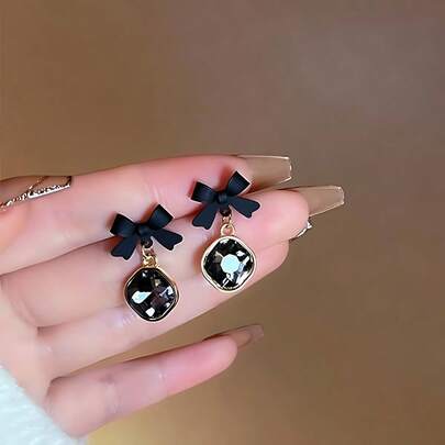 أقراط فيونكة شريط أسود بلون ذهبي، أقراط قلادة حجر كريم مربع، تصميم أنيق وأنثوي مناسب لحفلات الزفاف وسهرات المواعدة، إكسسوار أزياء، مجوهرات لضيوف الزفاف، هدية عيد ميلاد للسيدات