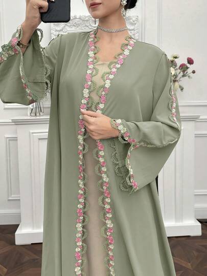 Yasmyna رمضان عباءة أنيقة للنساء بأكمام طويلة مزينة بالتطريز