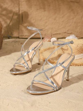 On feet& in love صنادل نسائية أنيقة وعصرية ذات حزام متقاطع وفتحة للأصابع وكعب رفيع مناسبة للفساتين في الصيف