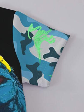 SHEIN Playful Pals طقم أزياء كاجوال عصري للأولاد، يتكون من نظارات شمسية بطبعة ديناصور تيرانوصور، وتي شيرت بياقة دائرية بأكمام قصيرة بطبعة ديناصور، وشورت كامو بطبعة ديناصور، مناسب للخروجات في الربيع والصيف