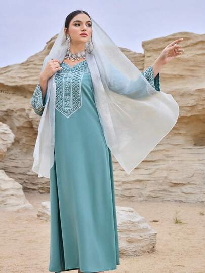 Al Najma رمضان فستان أنيق للنساء بطبعة زهرية مرصع بالراين وياقة مقطوعة