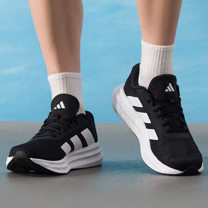 Adidas أحذية رياضية للجنسين مضادة للانزلاق، متينة، قابلة للتنفس، خفيفة الوزن، ماصة للصدمات