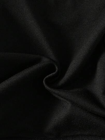 SHEIN طقم بلوزة طويلة الأكمام بياقة طاقم وبنطلون رياضي مطبوع بخطوط للأطفال الرضع الذكور بطراز عتيق