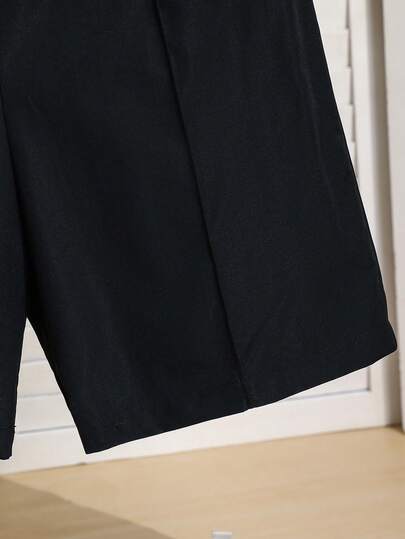 SHEIN طقم قميص وشورت كاجوال بياقة V للمراهقين، قصير الأكمام، مريح، عصري، متعدد الاستخدامات، قماش ناعم، مناسب للارتداء اليومي، المدرسة، الخروجات، مهرجانات الموسيقى، العطلات، عطلات الشاطئ، الصيف، الربيع/الصيف