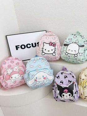 Sanrio حقيبة ظهر كرتونية جديدة من سانريو - حقيبة ظهر متعددة الوظائف ذات حجرتين، تصميم كرتوني جذاب، مناسبة للاستخدام اليومي والعودة إلى المدرسة. قماش بوليستر خفيف الوزن، مقاوم للماء ومانع للرطوبة لحماية العناصر، جيوب متعددة للتخزين المنظم. أشرطة كتف قابلة