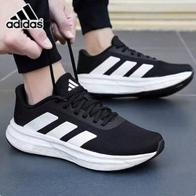 Adidas أحذية رياضية للجنسين مضادة للانزلاق، متينة، قابلة للتنفس، خفيفة الوزن، ماصة للصدمات
