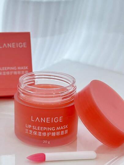 Laneige 20 جرام قناع نوم للشفاه بعطر الخوخ، مغذي ومرطب عميق ويعالج الشفاه الجافة والمتقشرة. يزيل بلطف تقشير الشفاه ويعزز لون الشفاه، ويترك الشفاه ناعمة وملساء ومنعشة. مناسب للاستخدام ليلاً. | مستحضرات تجميل كورية ، مكياج كوري