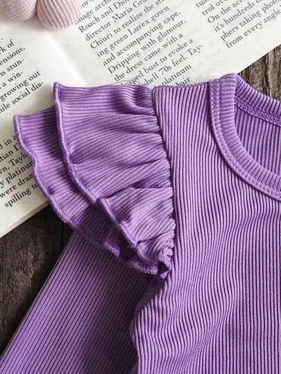 SHEIN Vintaside Kids مجموعة ملابس للأطفال الرضع من 0-3 سنوات، بنطلون جينز مطرز بالزهور، ملابس علوية بأكمام طويلة وياقة مستديرة، وبنطلون جينز بيبي، مناسبة للخروج والتسوق والارتداء اليومي
