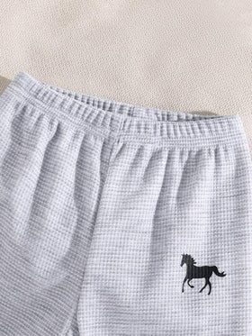 SHEIN Playful Pals مجموعة من 3 قطع للرضيع الصبي: بوديسوت كاجوال بفتحة الكتف بطبعة الحصان الأسود، وبنطلون بخصر مطاطي مطابق وقبعة بطبعة الحصان، مجموعة رمادية من 3 قطع، تصميم بسيط وأنيق، بوديسوت رضيع، مجموعة بوديسوت رضيع، مجموعة من 3 قطع للرضيع الصبي، مقاس م