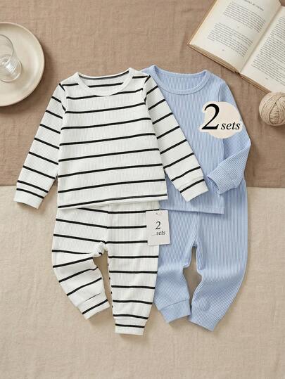 SHEIN طقم تي شيرت بأكمام طويلة وبنطلون كاجوال للأطفال الصبيان، خريفي