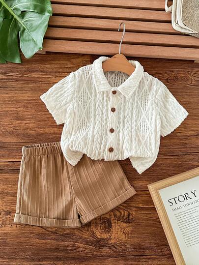 SHEIN طقم قميص كاجوال قصير الأكمام مصنوع من الأبريكوت المحبوك وشورت ذو خصر مطاطي للأطفال الرضع الذكور