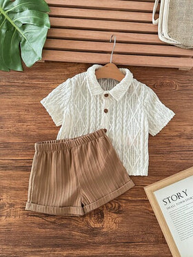 SHEIN طقم قميص كاجوال قصير الأكمام مصنوع من الأبريكوت المحبوك وشورت ذو خصر مطاطي للأطفال الرضع الذكور
