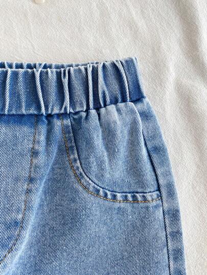 SHEIN Vintaside Kids طقم ملابس أطفال صبيان كاجوال بياقة صغيرة وأكمام قصيرة مع بنطال جينز مغسول عصري، مناسب للارتداء اليومي، التخييم العائلي، الطعام أو التسوق