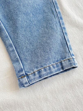 SHEIN Vintaside Kids طقم ملابس أطفال صبيان كاجوال بياقة صغيرة وأكمام قصيرة مع بنطال جينز مغسول عصري، مناسب للارتداء اليومي، التخييم العائلي، الطعام أو التسوق