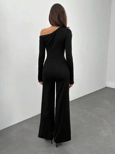 SHEIN Tall جمبسوت أنيقة ذات أكتاف غير متماثلة وأكمام طويلة مزينة بإبزيم معدني، ذات ساق واسعة، مناسبة للارتداء اليومي والمناسبات والحفلات، جمبسوت نسائية أنيقة للطبقات، جمبسوت ذات أكتاف غير متماثلة، جمبسوت ذات ساق واسعة، جمبسوت عيد الحب، جمبسوت للاستخدام ال