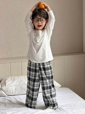 Dazy Kids بيجامة من ملابس علوية بأكمام طويلة مطبوع عليه حرف وبنطلون مربعات، للخريف/الربيع