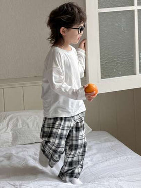 Dazy Kids بيجامة من ملابس علوية بأكمام طويلة مطبوع عليه حرف وبنطلون مربعات، للخريف/الربيع