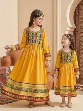 SHEIN فستان متوسط الطول مطبوع للفتيات المراهقات
