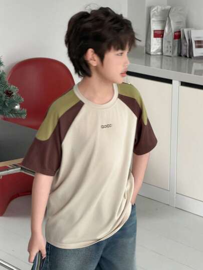 Dazy Kids قميص تي شيرت فضفاض بأكمام راجلان مطبوع عليه حرف للأولاد المراهقين، ملابس كاجوال للصيف والتنقل اليومي، موضة الشارع الربيعية