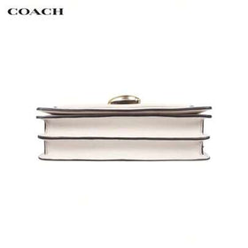 Coach حقائب كتف للنساء
