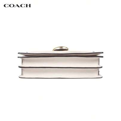 Coach حقائب كتف للنساء