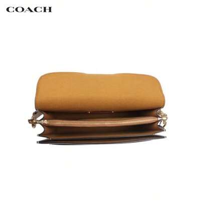 Coach حقائب كتف للنساء