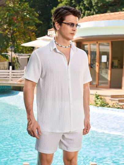 Manfinity Swimmode بدلة شاطئ للرجال مكونة من ملابس علوية أكمام قصيرة لون سادة وشورت خصر رباط