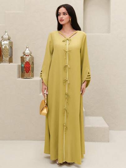 Yasmyna رمضان فستان ماكسي طويل الأكمام بياقة على شكل V مجدول وفتحات، فستان تركي تقليدي. عباءة عربية تقليدية
