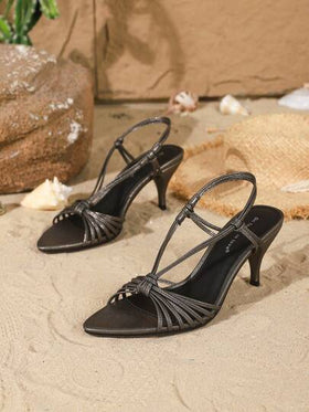 On feet& in love صنادل نسائية أنيقة وعصرية ذات كعب عالي وأصبع مدبب، مناسبة للارتداء مع الفساتين في الصيف