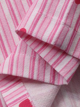 Dazy Kids طقم بيجامة صيفي للبنات المراهقات مكون من بلوزة كم قصير مطبوع عليها رسومات حرفية وكرتونية مريحة وبنطلون مخطط