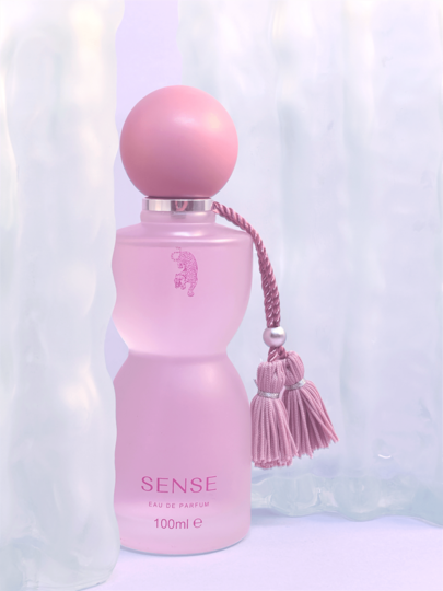 عطر نسائي بطبعة نمر، عطر بطراز عربي لتعزيز السحر والتعطير