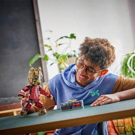 LEGO لعبة بناء ليغو مارفل بدلة الفضائي جروت - شخصية قابلة للتحريك والعرض مع جهاز تفجير وحواجب قابلة للتعديل للأطفال من عمر 10 سنوات فما فوق - فكرة هدية لأعياد الميلاد - 76341